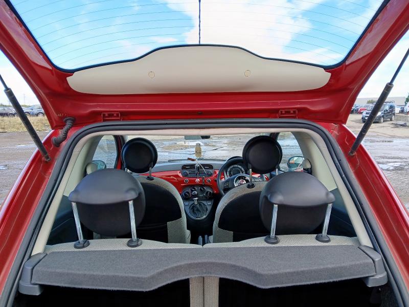 2011 FIAT 500 LOUNGE 