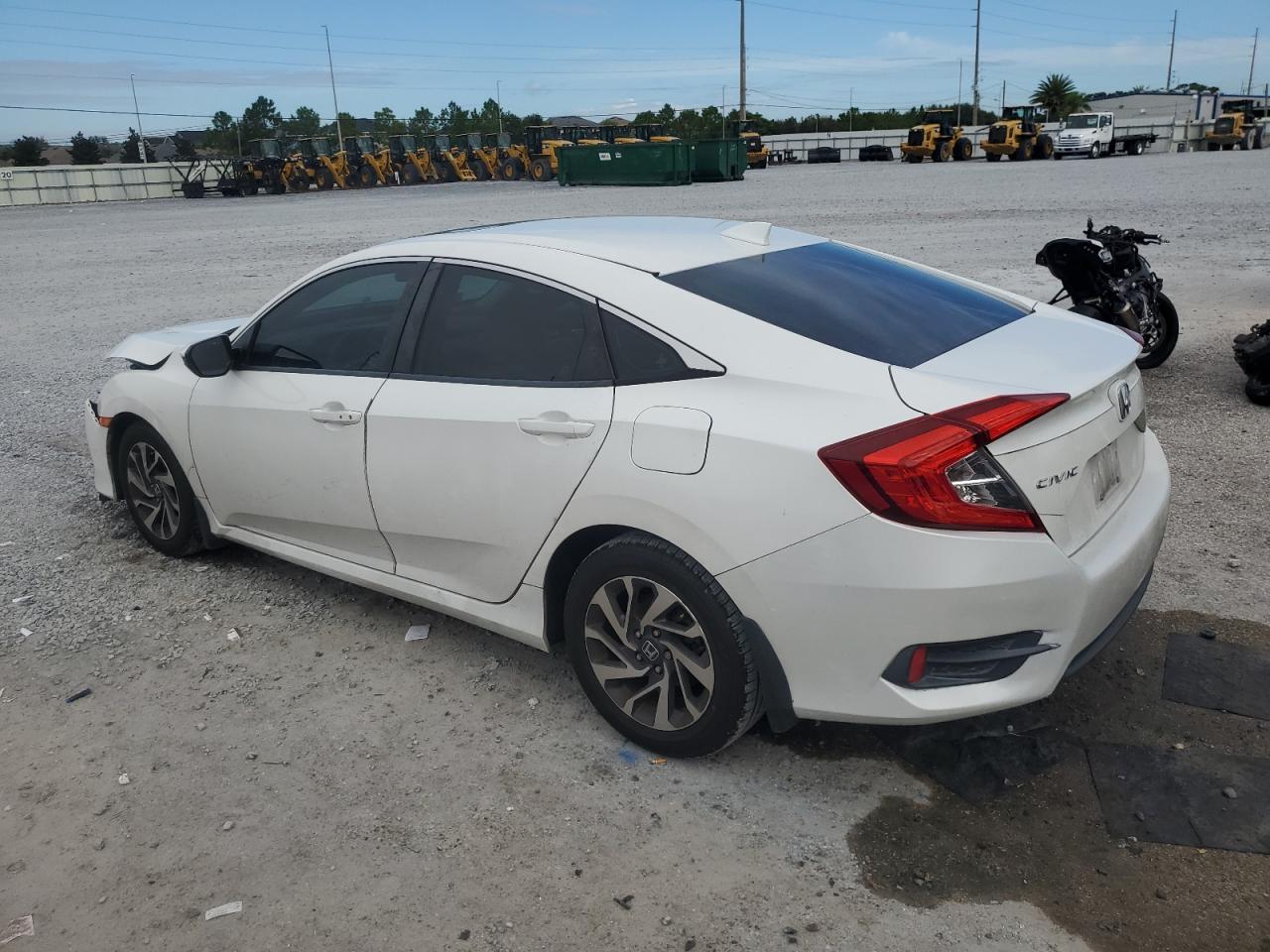 2018 Honda Civic Ex VIN: 19XFC2F77JE001026 Lot: 82081585