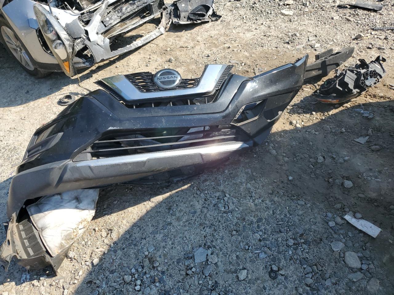 2018 Nissan Rogue S VIN: 5N1AT2MT3JC764920 Lot: 80992405