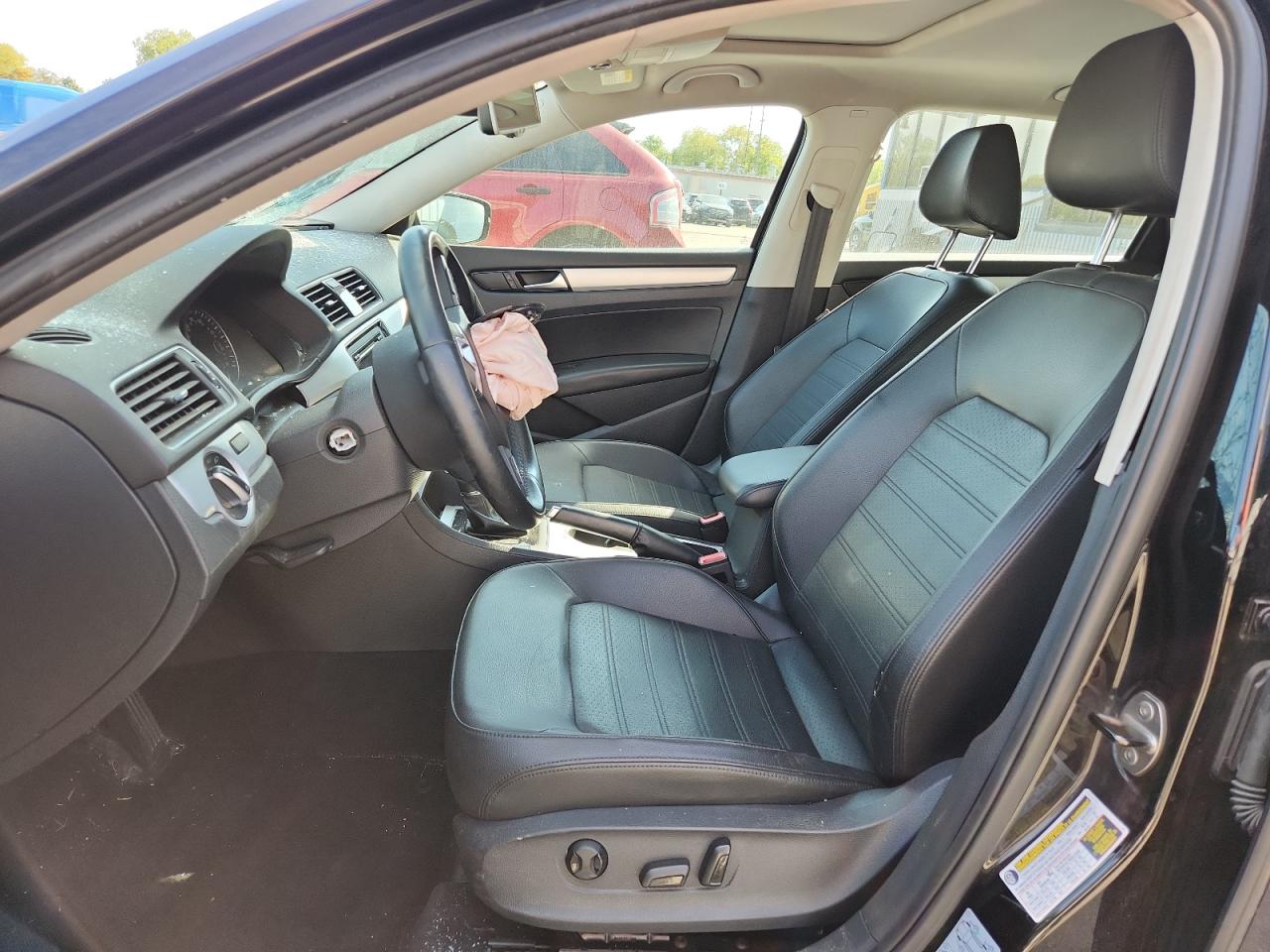 2013 Volkswagen Passat Se VIN: 1VWBM7A31DC135259 Lot: 71948775