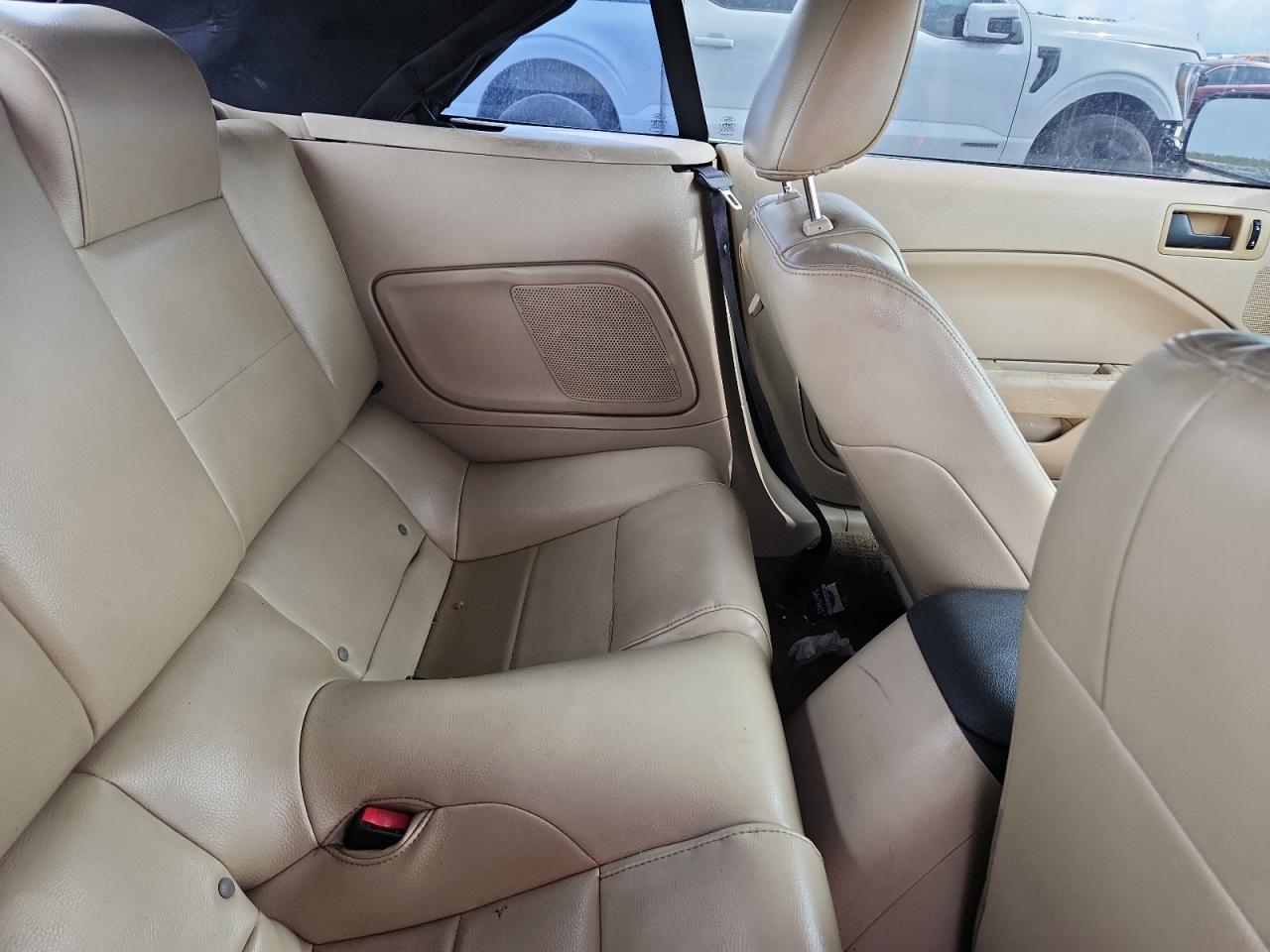 2006 Ford Mustang VIN: 1ZVFT84N765100126 Lot: 83865615