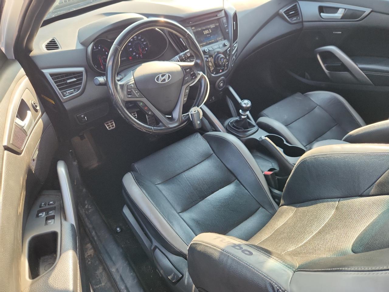 2016 Hyundai Veloster Turbo VIN: KMHTC6AE8GU295171 Lot: 71407595