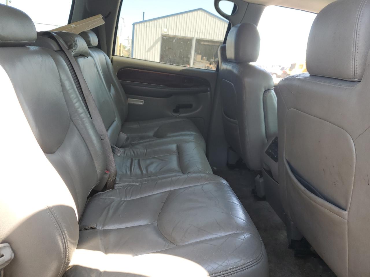 2003 Chevrolet Suburban K1500 VIN: 3GNFK16Z03G322807 Lot: 71780465