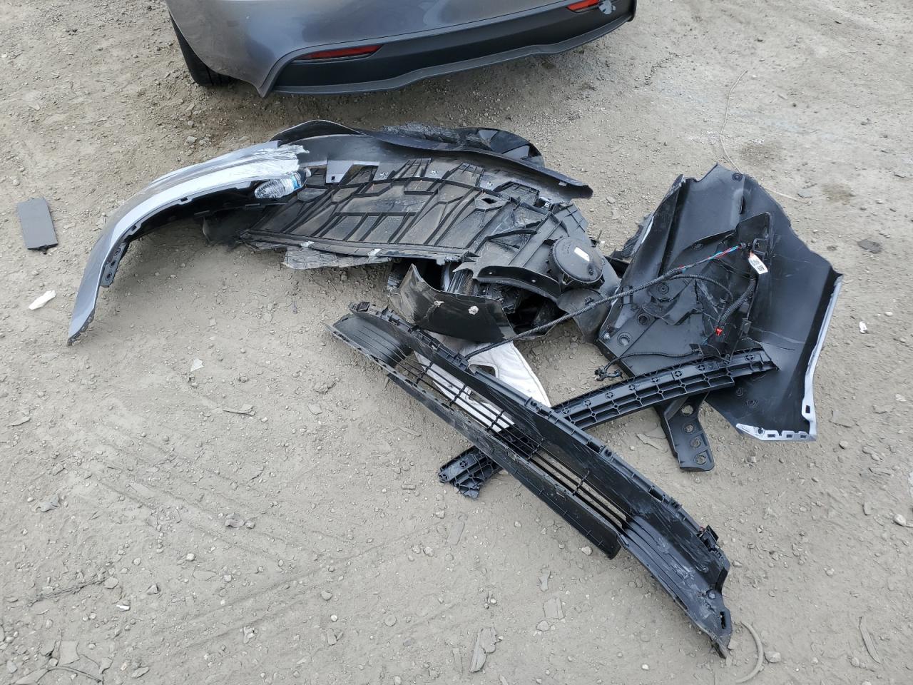 2025 Tesla Model 3 VIN: 5YJ3E1EB7SF998344 Lot: 84281355