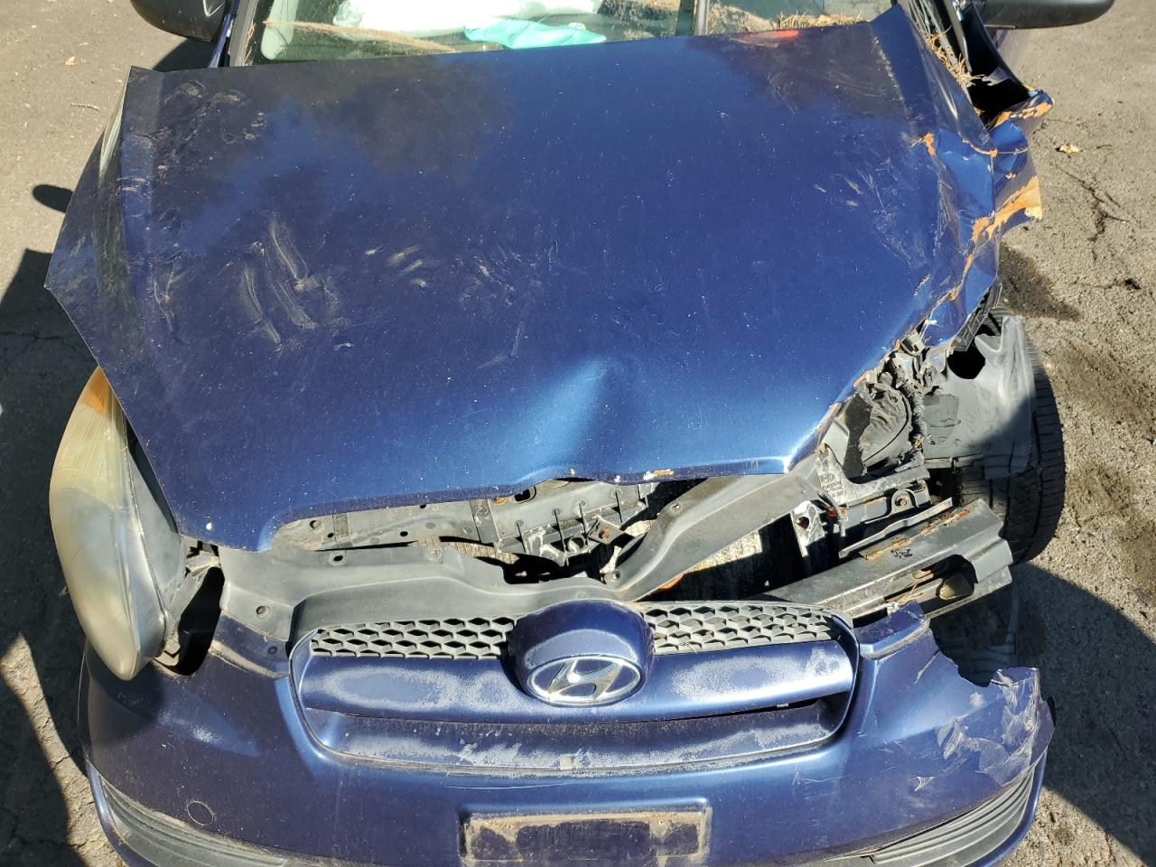 2009 Hyundai Accent Gs VIN: KMHCM36C79U115555 Lot: 81895375