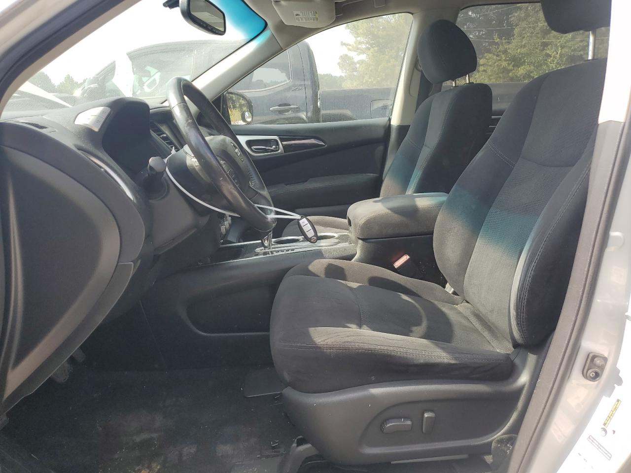 2015 Nissan Pathfinder S VIN: 5N1AR2MN4FC635558 Lot: 80401395