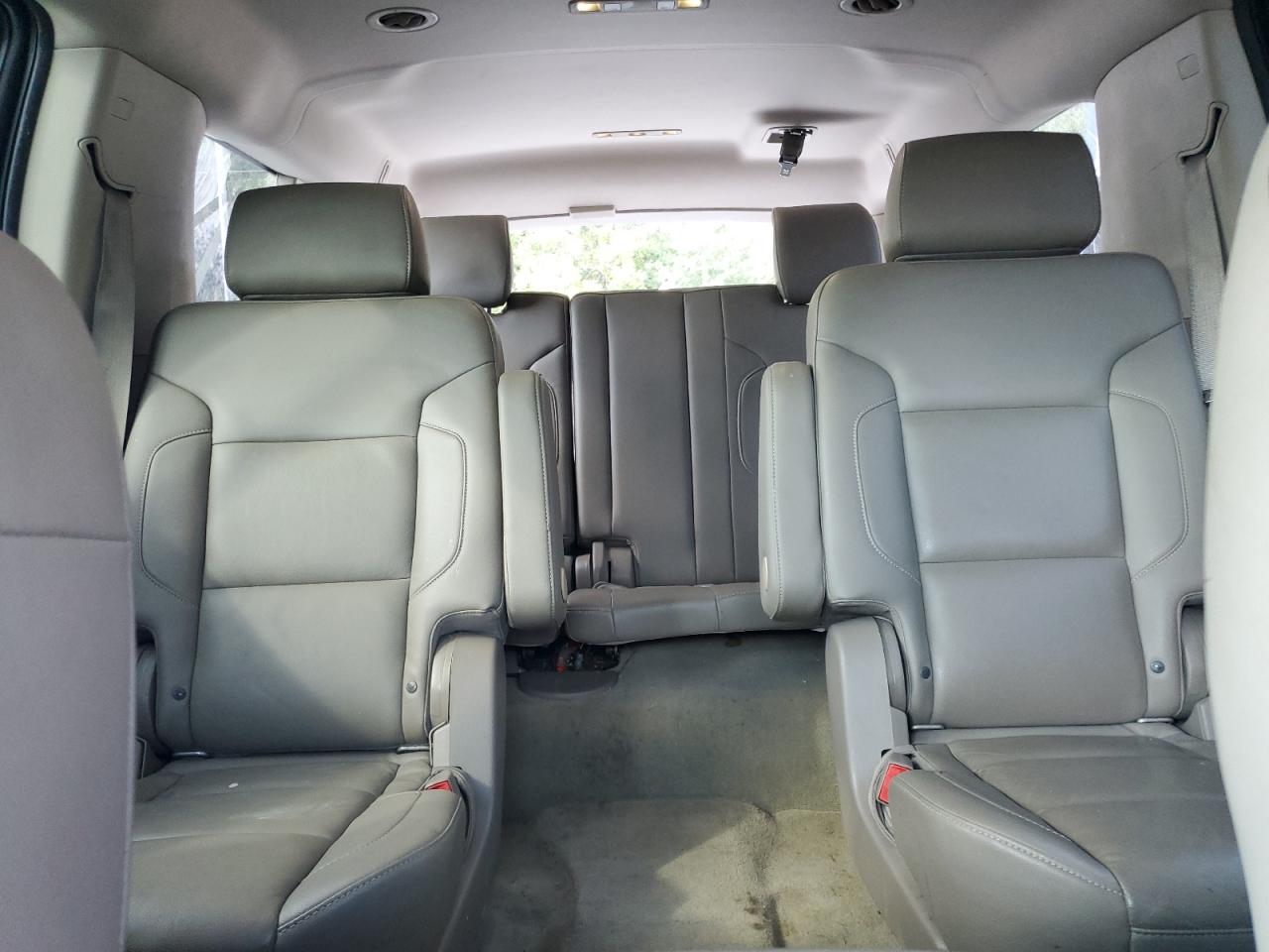 2015 Chevrolet Suburban K1500 Lt VIN: 1GNSKJKC7FR698649 Lot: 81584735