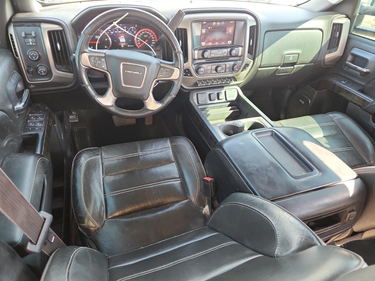 2015 GMC Sierra K2500 Denali VIN: 1GT120E88FF180329 Lot: 83990135