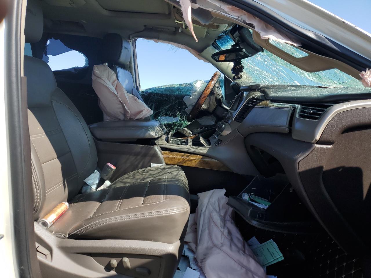 2015 GMC Yukon Xl Denali VIN: 1GKS2JKJ6FR600299 Lot: 72056515