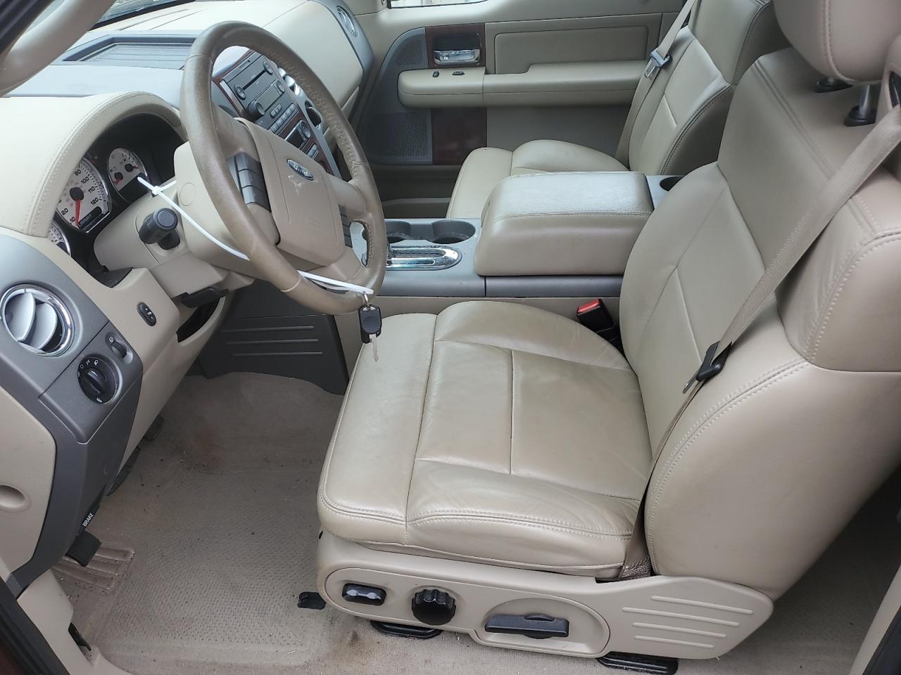 2006 Ford F150 VIN: 1FTPX14596NA49697 Lot: 84584095