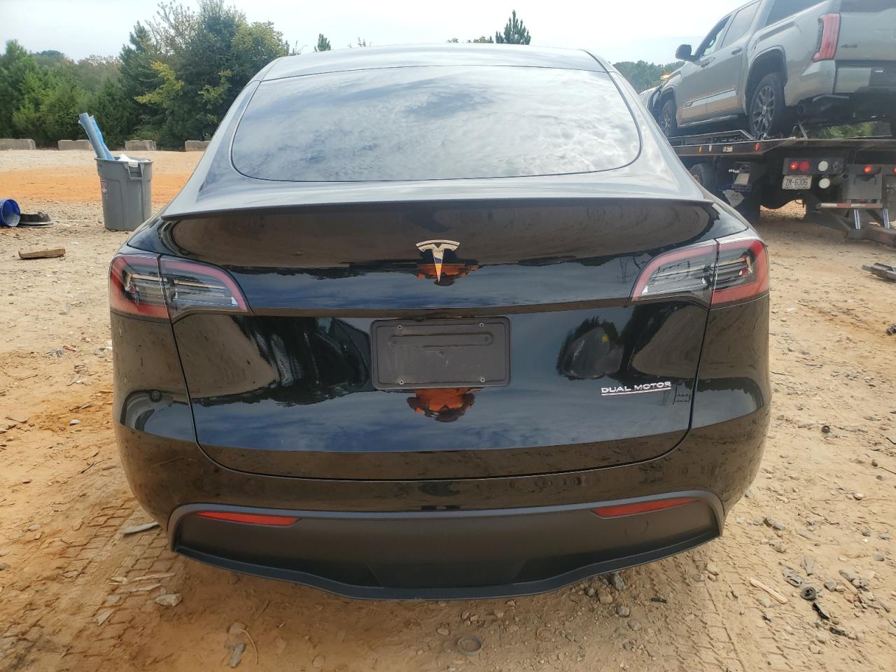 2023 Tesla Model Y VIN: 7SAYGDEF4PF939766 Lot: 80871305