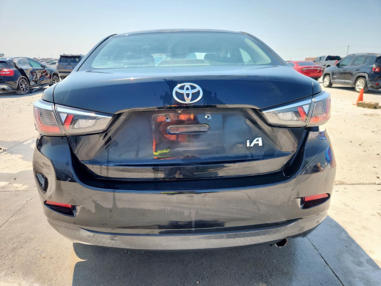 2018 Toyota Yaris Ia VIN: 3MYDLBYV5JY310495 Lot: 80272685