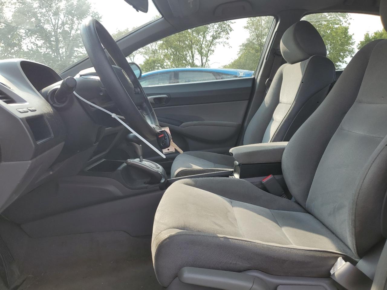 2008 Honda Civic Lx VIN: 1HGFA16528L101987 Lot: 71613535