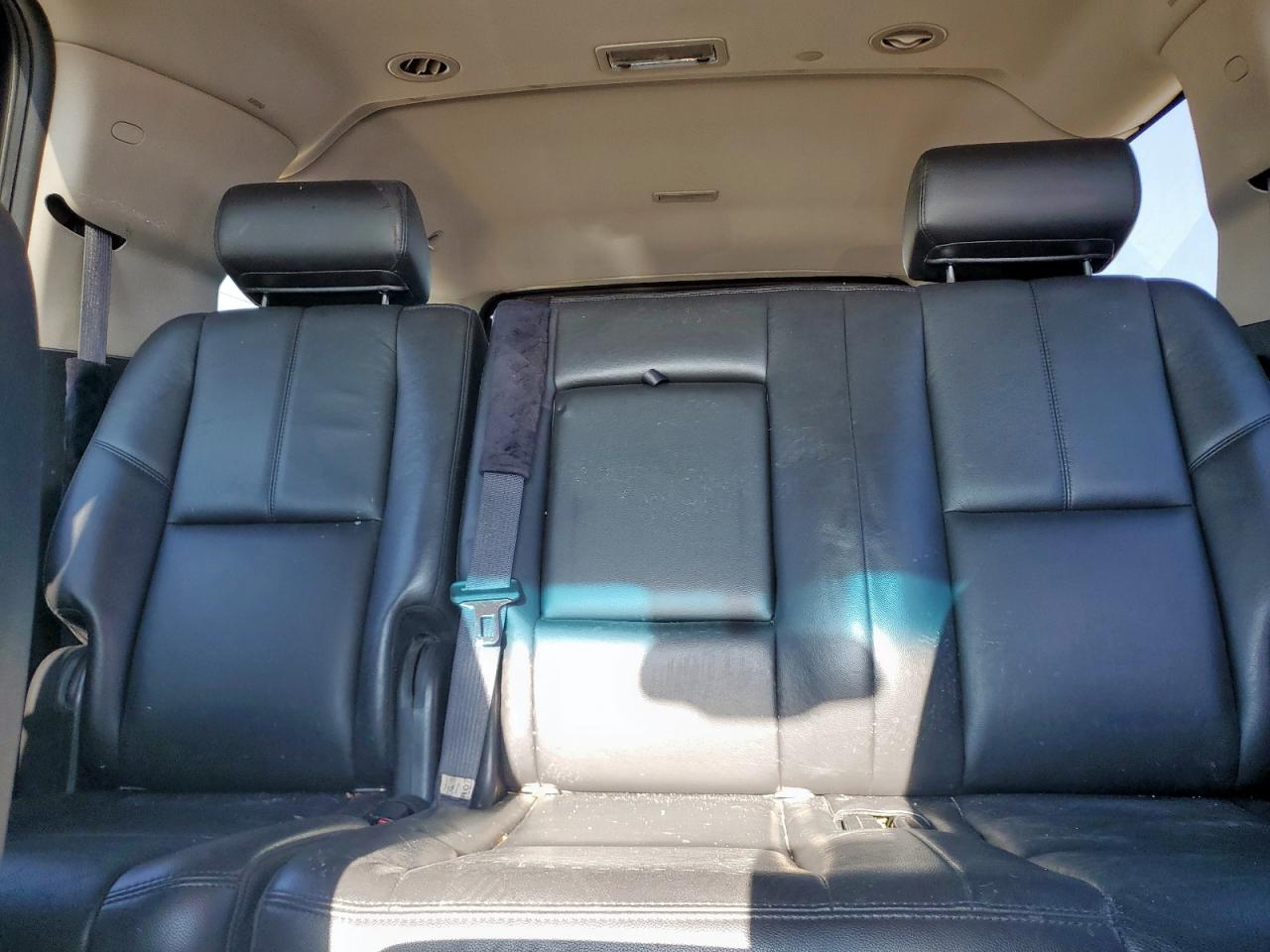 2008 Chevrolet Suburban K1500 Ls VIN: 3GNFK16378G188462 Lot: 71795525