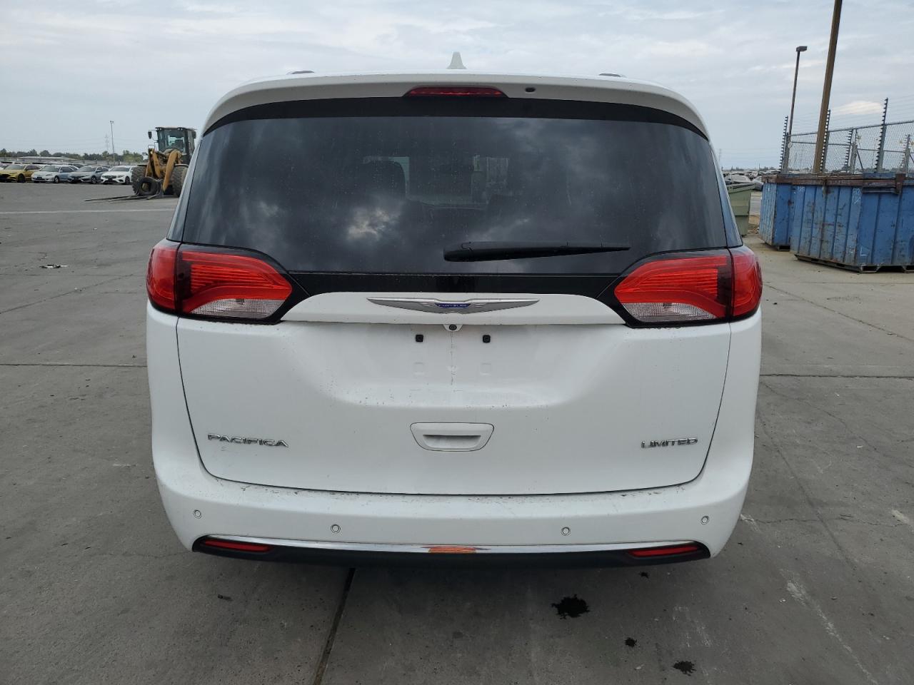 2018 Chrysler Pacifica Limited VIN: 2C4RC1GG6JR320759 Lot: 81245235