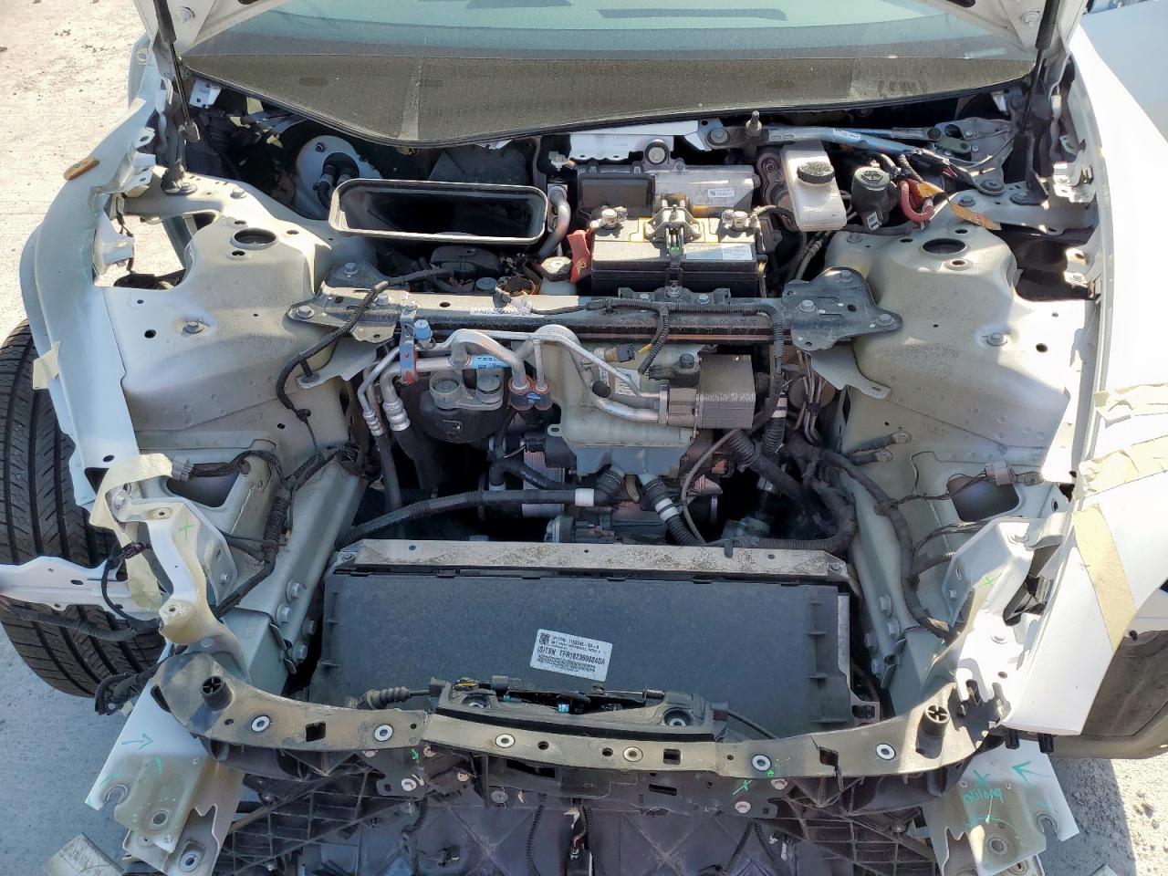 2018 Tesla Model 3 VIN: 5YJ3E1EB8JF099961 Lot: 72001015