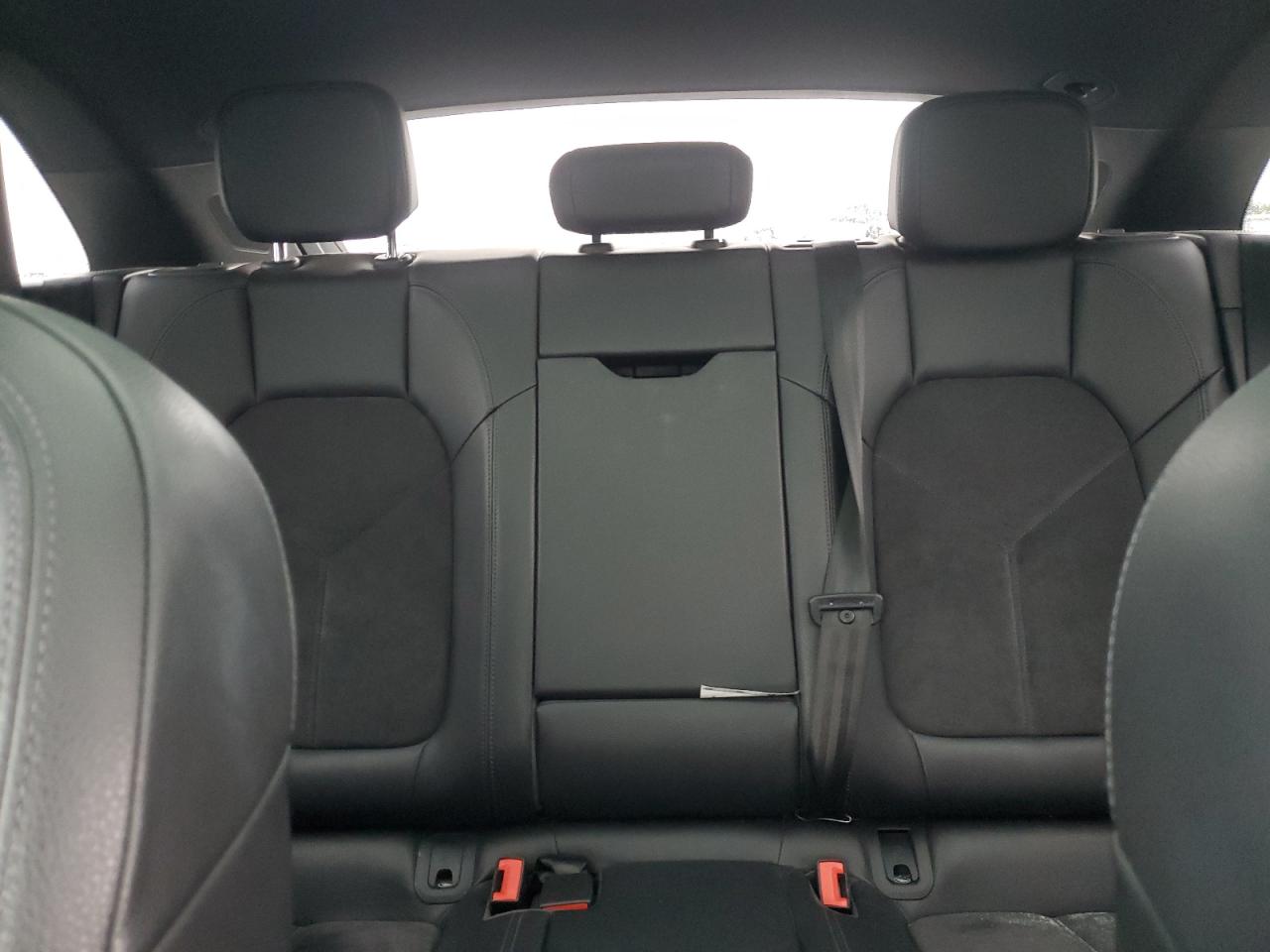 2018 Porsche Macan VIN: WP1AA2A55JLB08846 Lot: 81157665