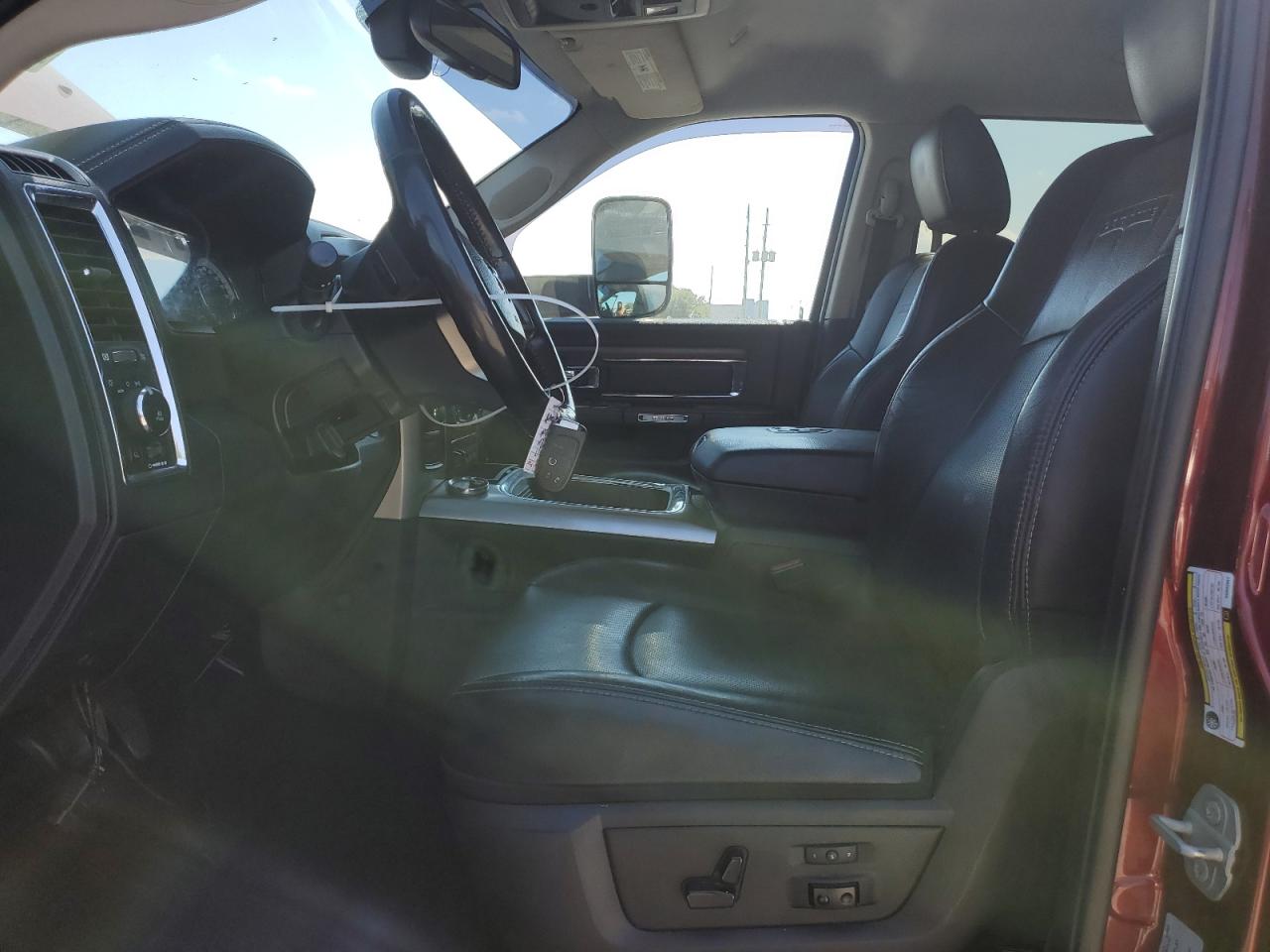 2017 Ram 2500 Laramie VIN: 3C6UR5NL4HG692947 Lot: 80304215