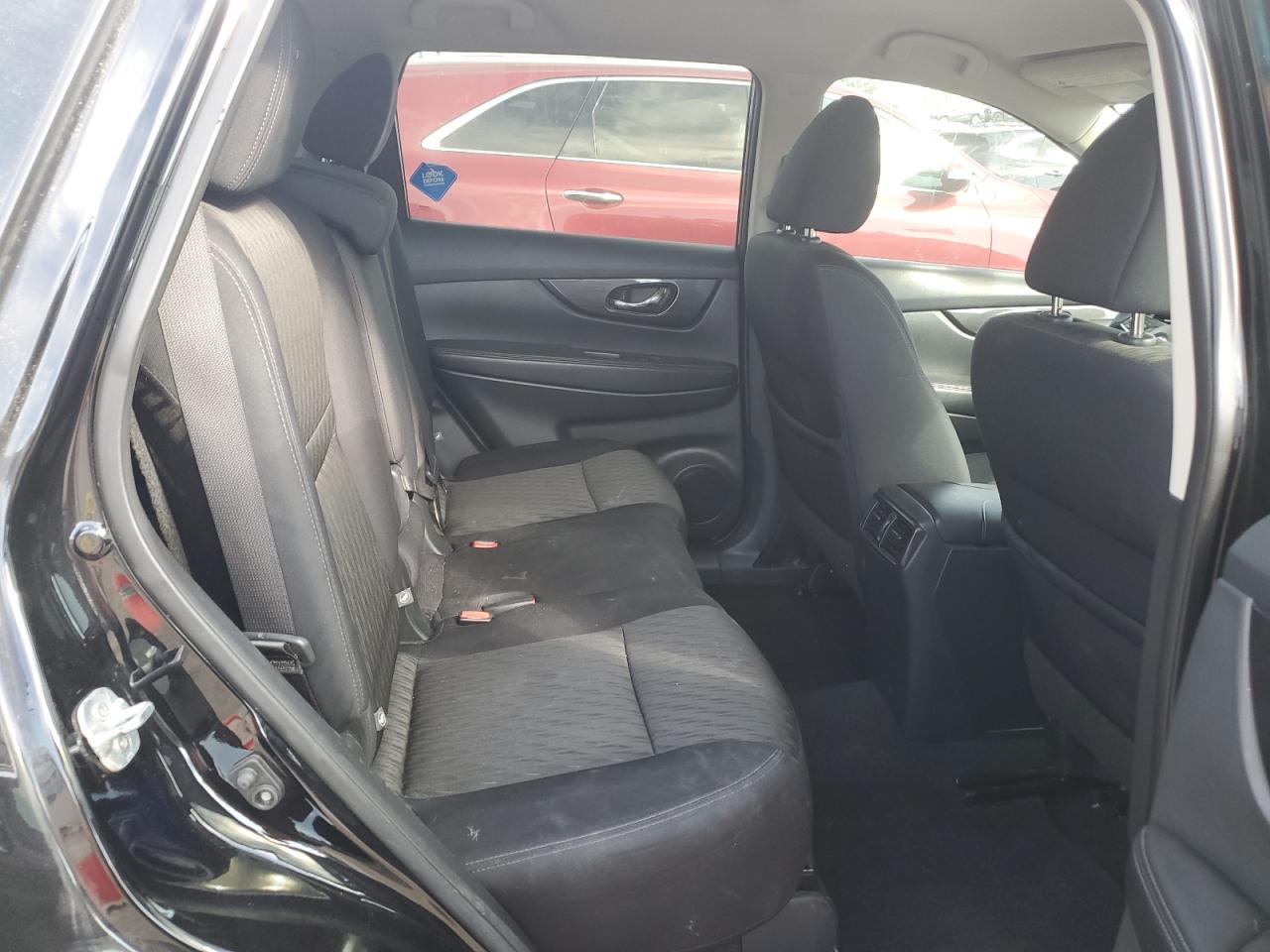 2017 Nissan Rogue S VIN: 5N1AT2MT6HC840673 Lot: 80032405