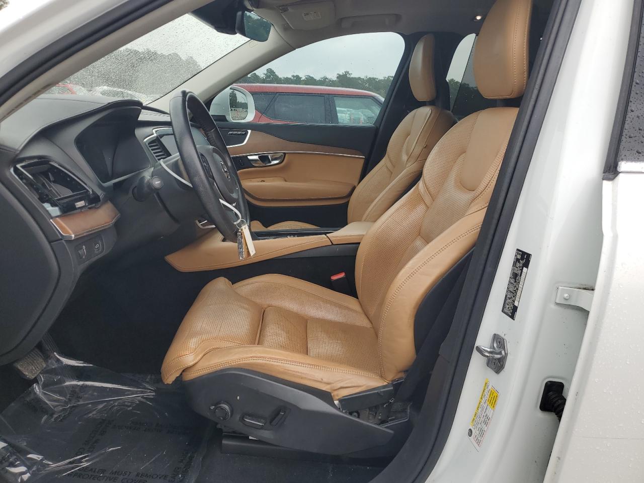 2016 Volvo Xc90 T6 VIN: YV4A22PL3G1086335 Lot: 84001635