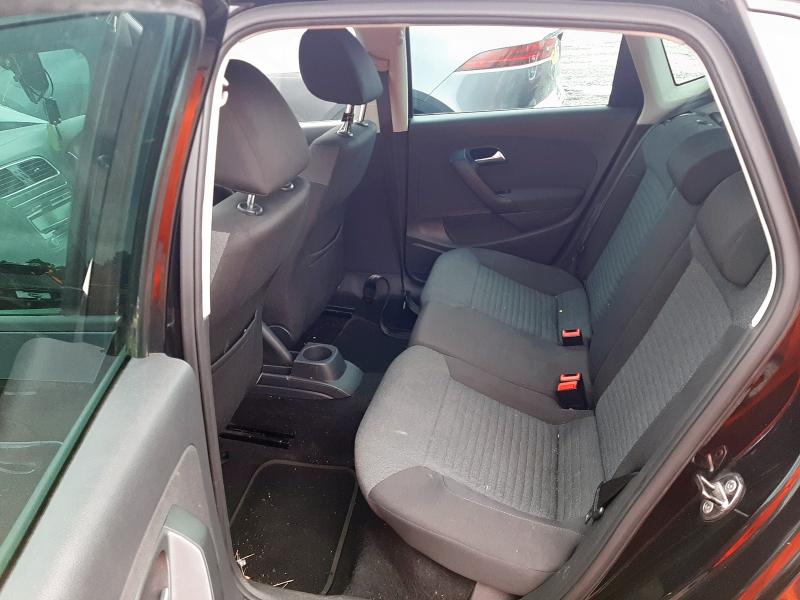 2010 VOLKSWAGEN POLO MODA