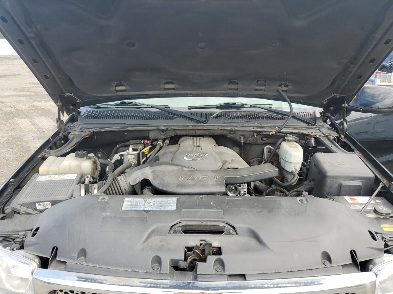 2006 GMC Yukon Denali VIN: 1GKEK63U26J144495 Lot: 84216375