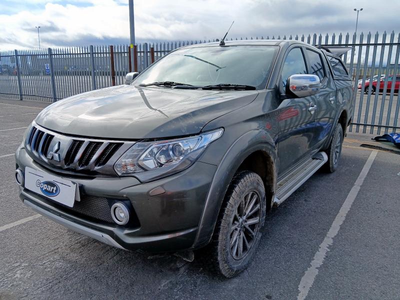 2017 MITSUBISHI L200 DOUBLE CAB DI-D 178 BARBARIAN 4WD AUTO for sale at Copart CHESTER