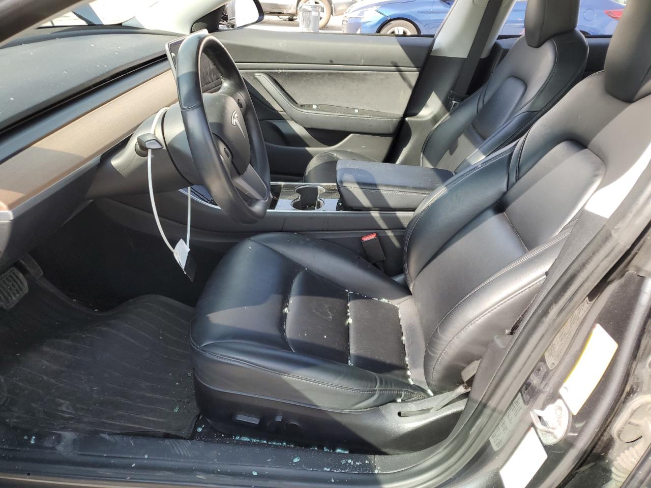 2018 Tesla Model 3 VIN: 5YJ3E1EB6JF185205 Lot: 70838255