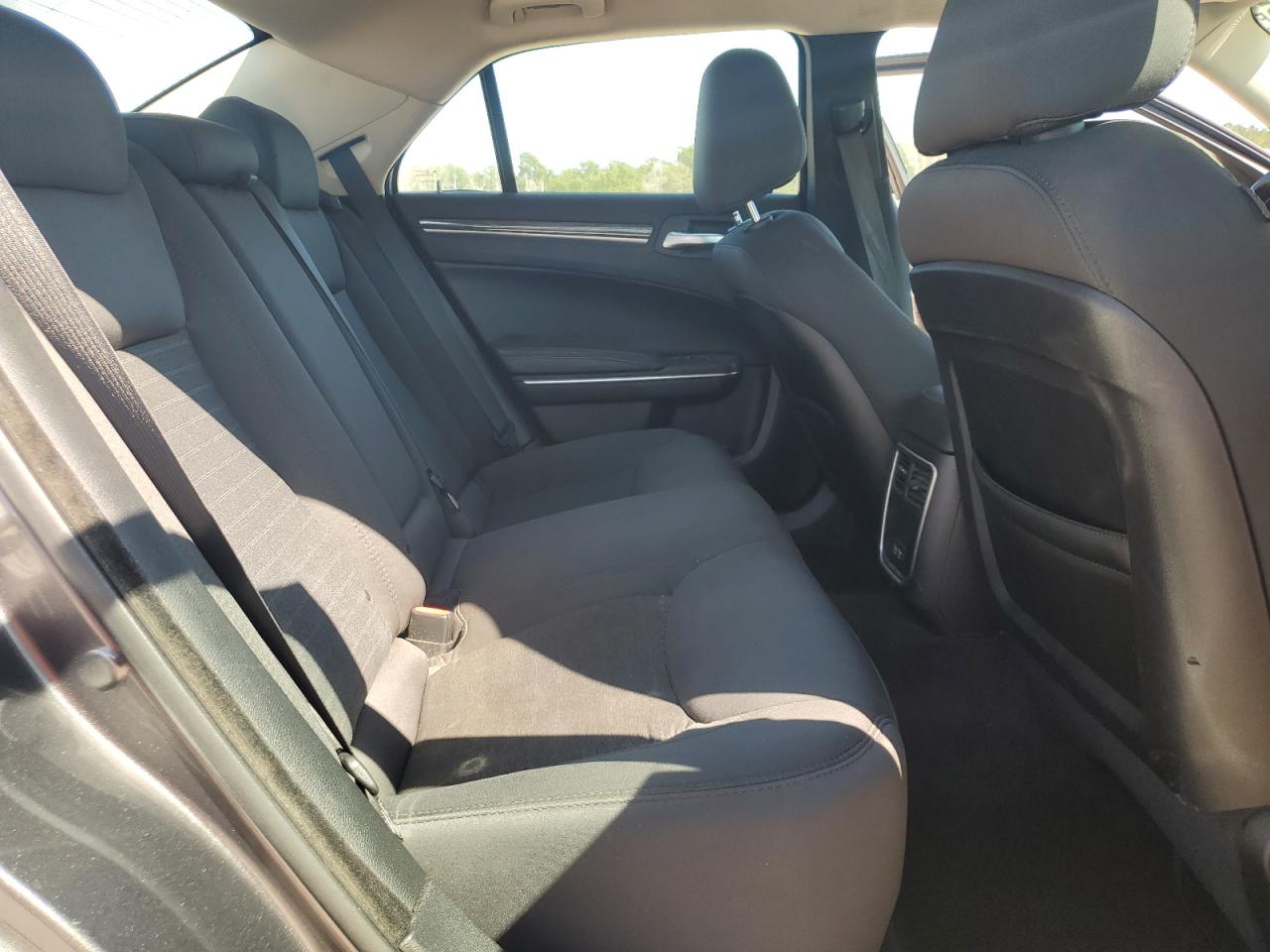 2018 Chrysler 300 Touring VIN: 2C3CCAAG8JH320609 Lot: 70909295