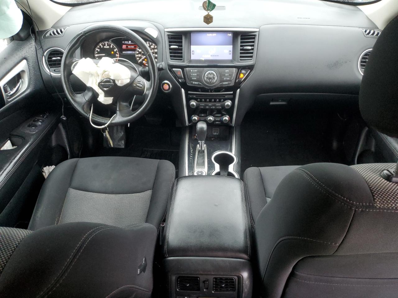 2018 Nissan Pathfinder S VIN: 5N1DR2MMXJC651597 Lot: 83952695