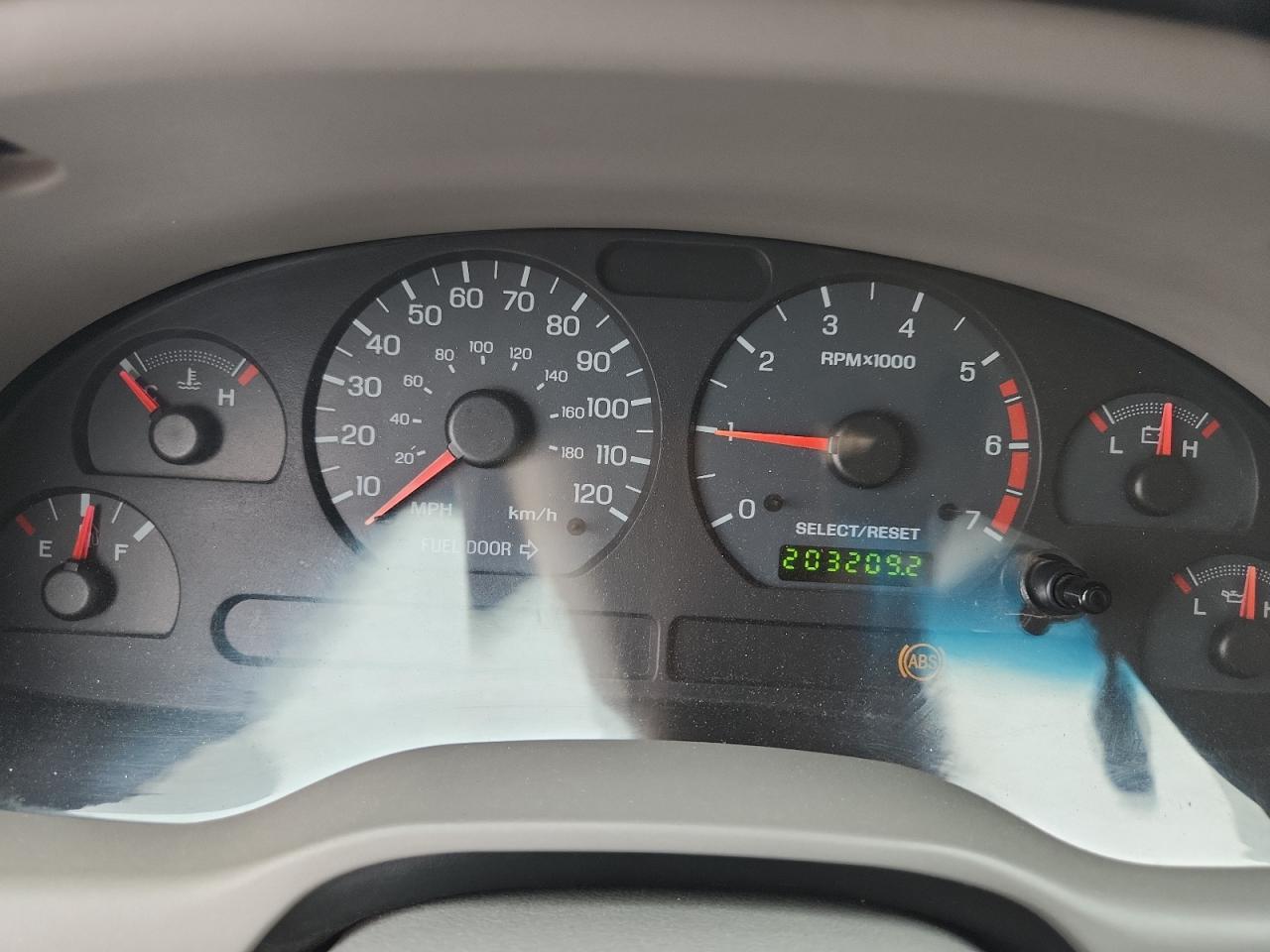 2003 Ford Mustang VIN: 1FAFP40433F439233 Lot: 81489475