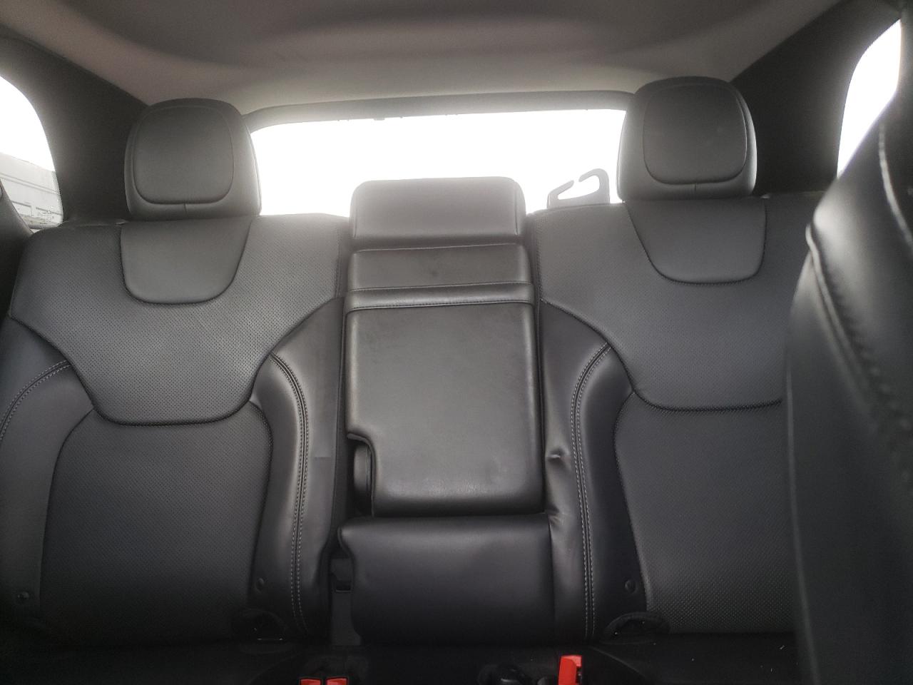 2019 Jeep Cherokee Limited VIN: 1C4PJMDX2KD217233 Lot: 71533415