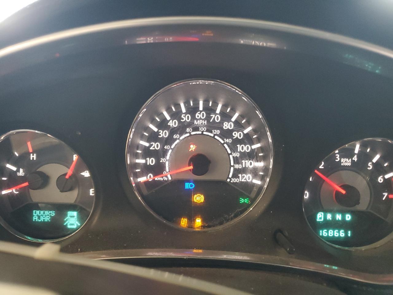 2013 Chrysler 200 Limited VIN: 1C3CCBCG6DN570784 Lot: 71897565