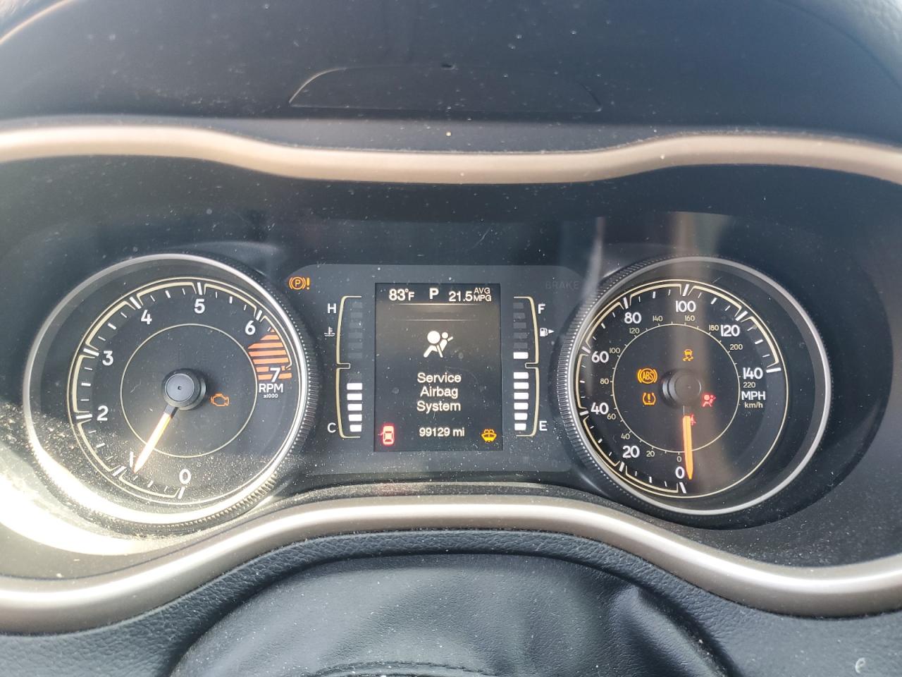 2017 Jeep Cherokee Latitude VIN: 1C4PJLCB0HW640793 Lot: 81141045