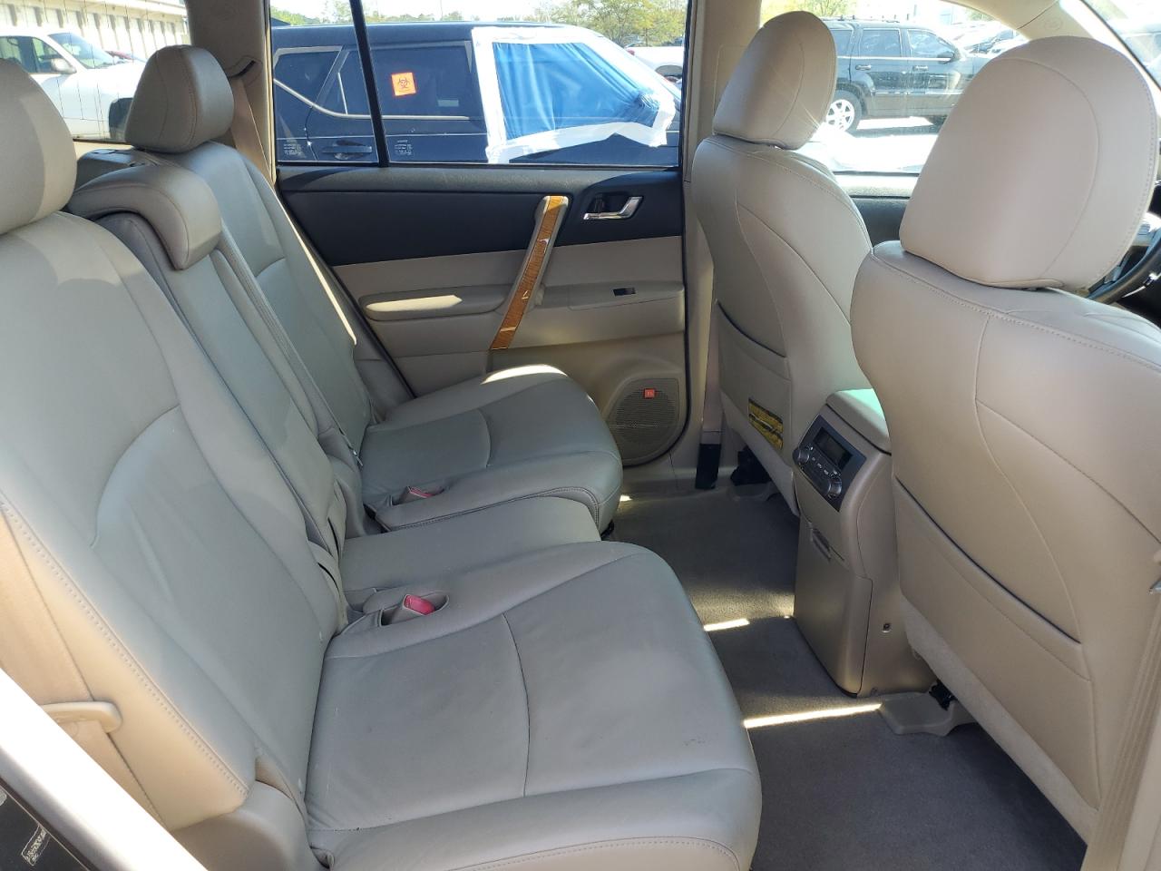 2009 Toyota Highlander Hybrid Limited VIN: JTEEW44A792036814 Lot: 81750775