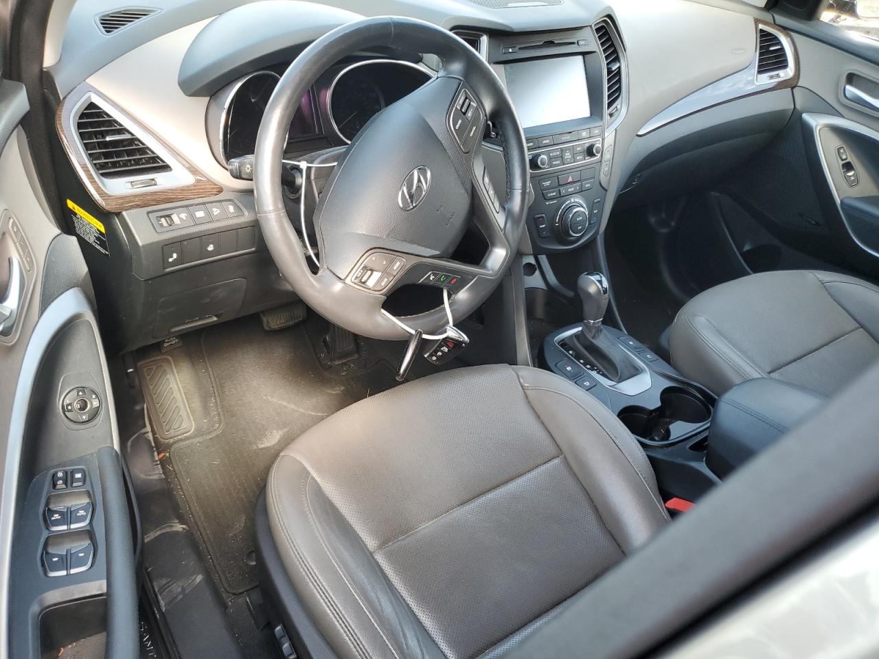 2017 Hyundai Santa Fe Sport VIN: 5XYZU3LB8HG397585 Lot: 84020895