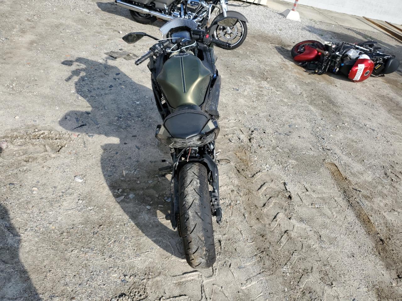 2024 Kawasaki Ex650 P VIN: ML5EXEP12RDAD2153 Lot: 81865095