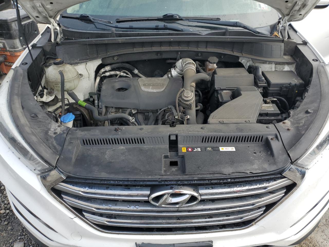 2018 Hyundai Tucson Value VIN: KM8J3CA27JU721628 Lot: 81250485