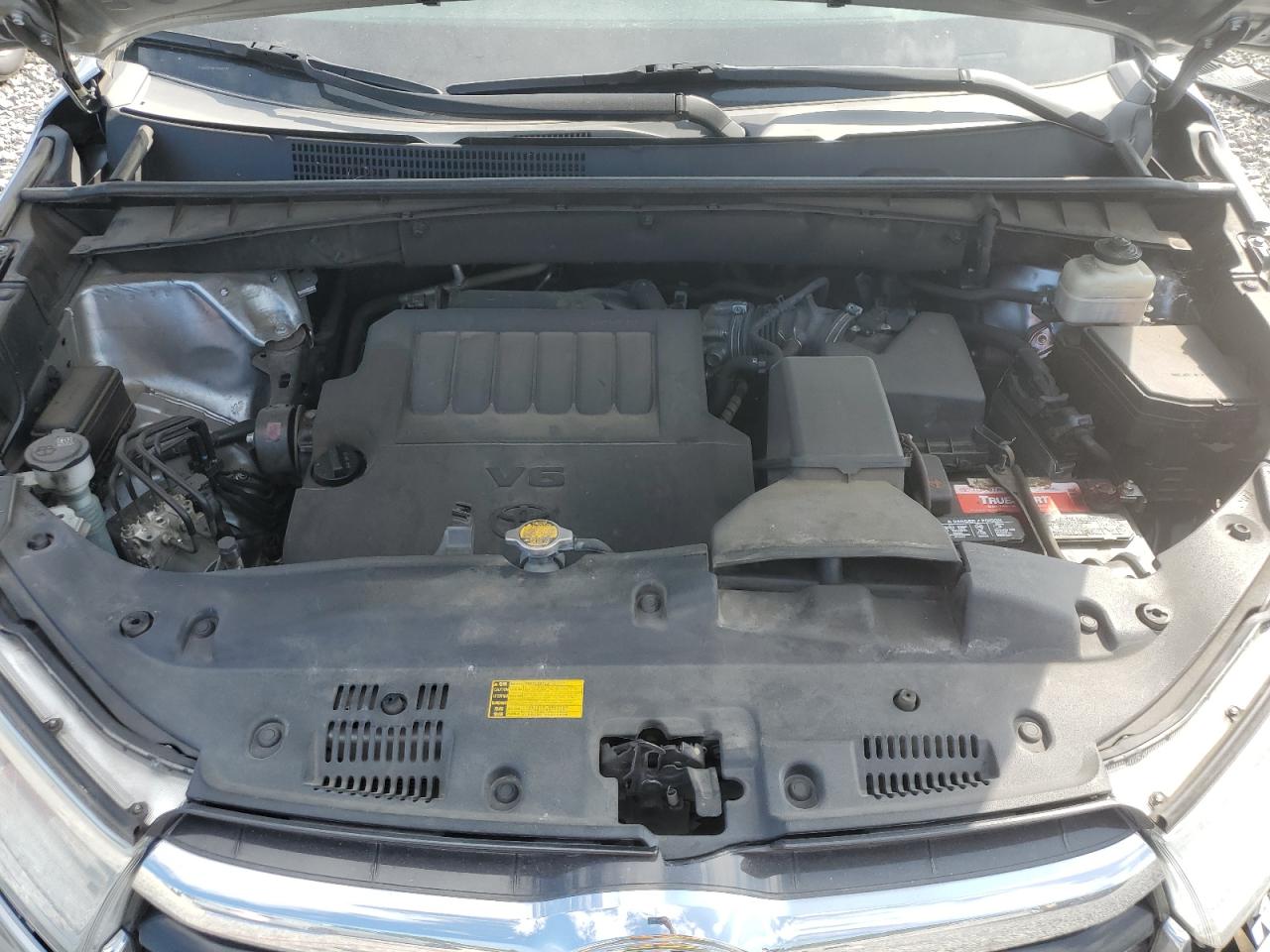 2015 Toyota Highlander Xle VIN: 5TDKKRFH5FS090739 Lot: 71524355