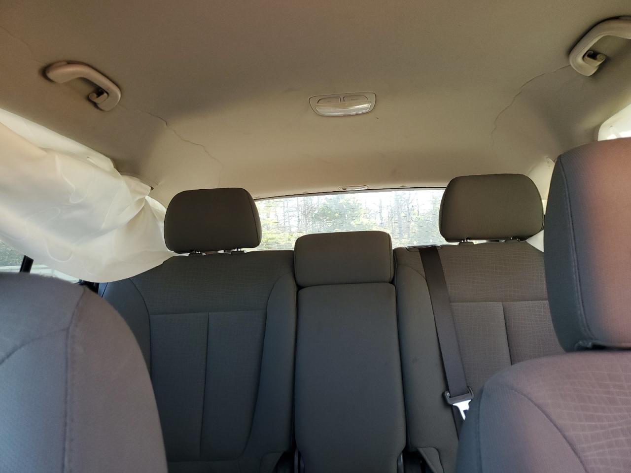 2010 Hyundai Santa Fe Gls VIN: 5NMSGDAB9AH392425 Lot: 81289305