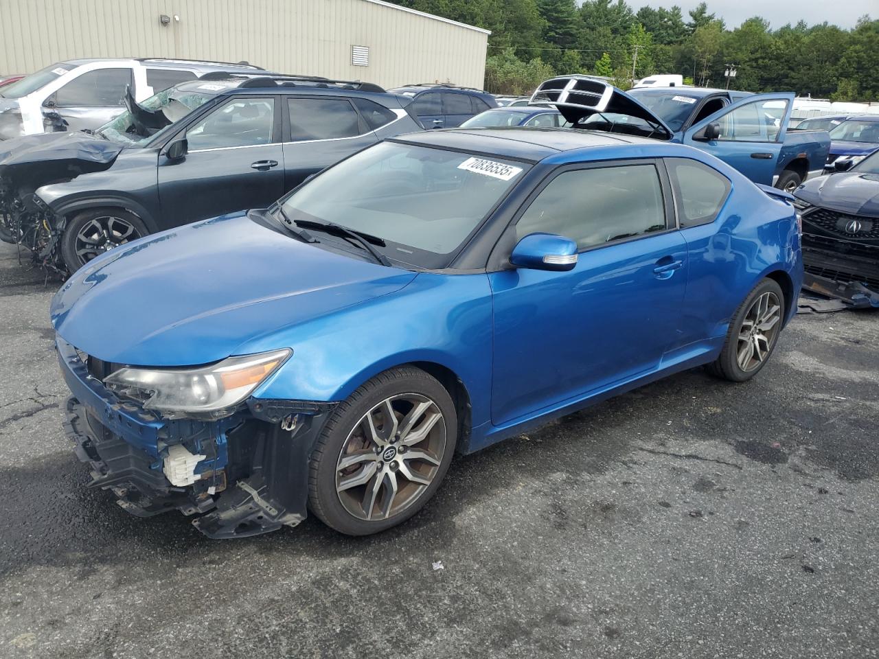 TOYOTA SCION 2014. Lot# 70836535. VIN JTKJF5C71E3068573. Photo 1