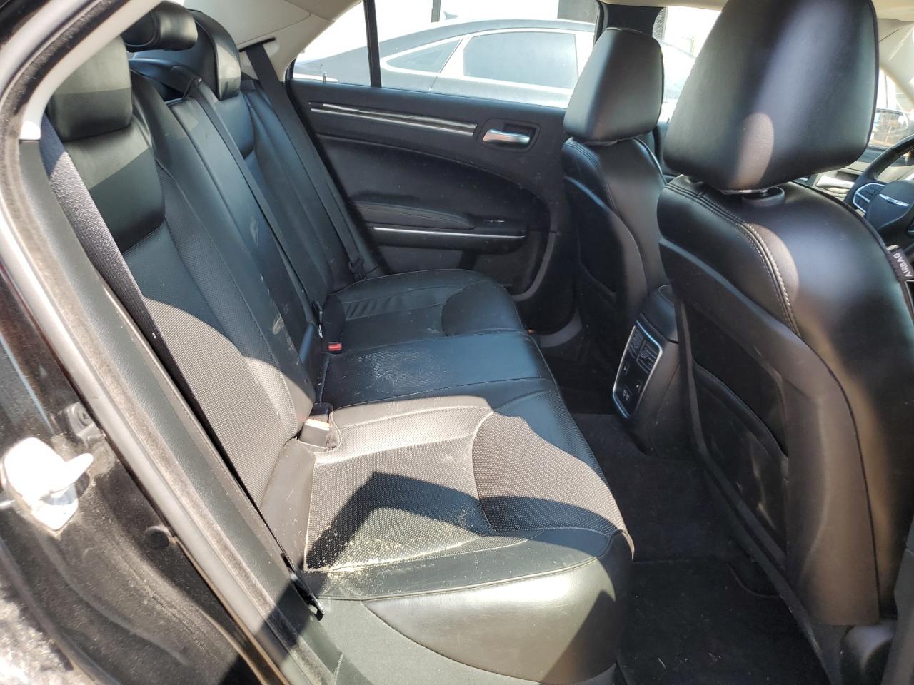 2019 Chrysler 300 Limited VIN: 2C3CCAEG9KH528106 Lot: 80465925