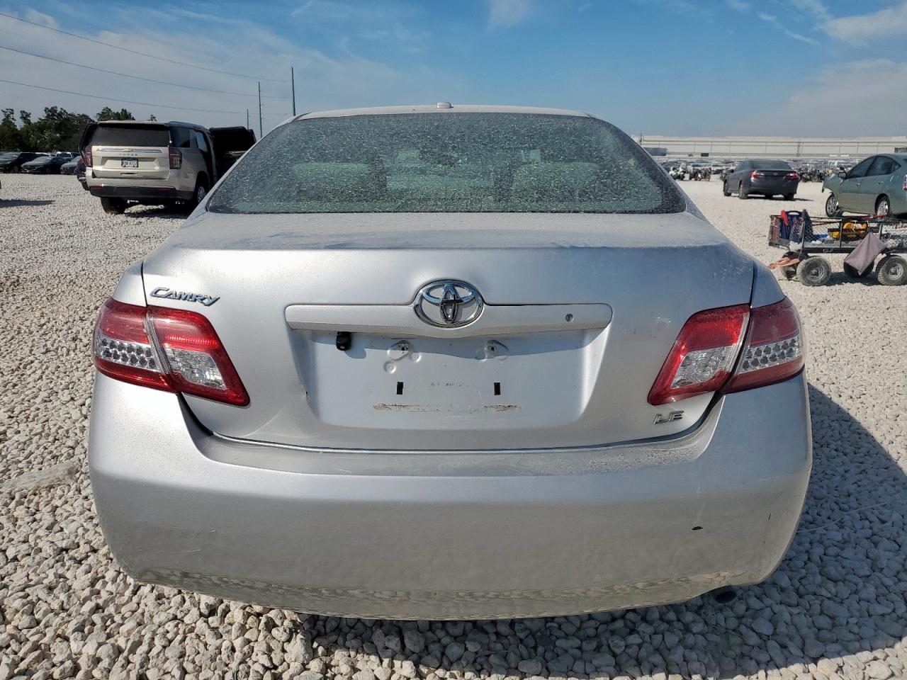 2010 Toyota Camry Base VIN: 4T4BF3EK2AR029000 Lot: 84288205