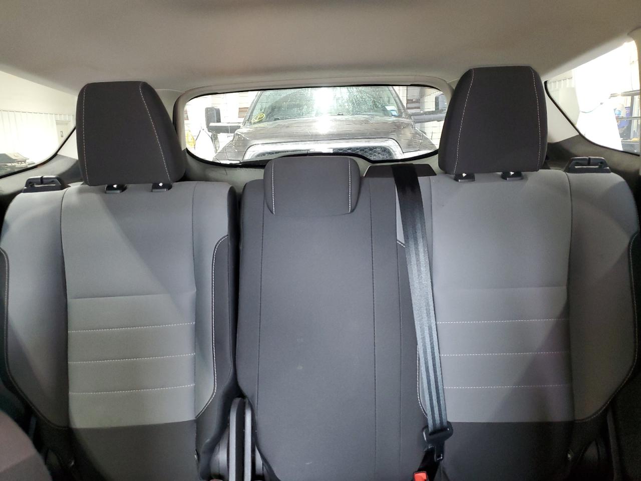 2017 Ford Escape S VIN: 1FMCU0F70HUB27580 Lot: 83861715