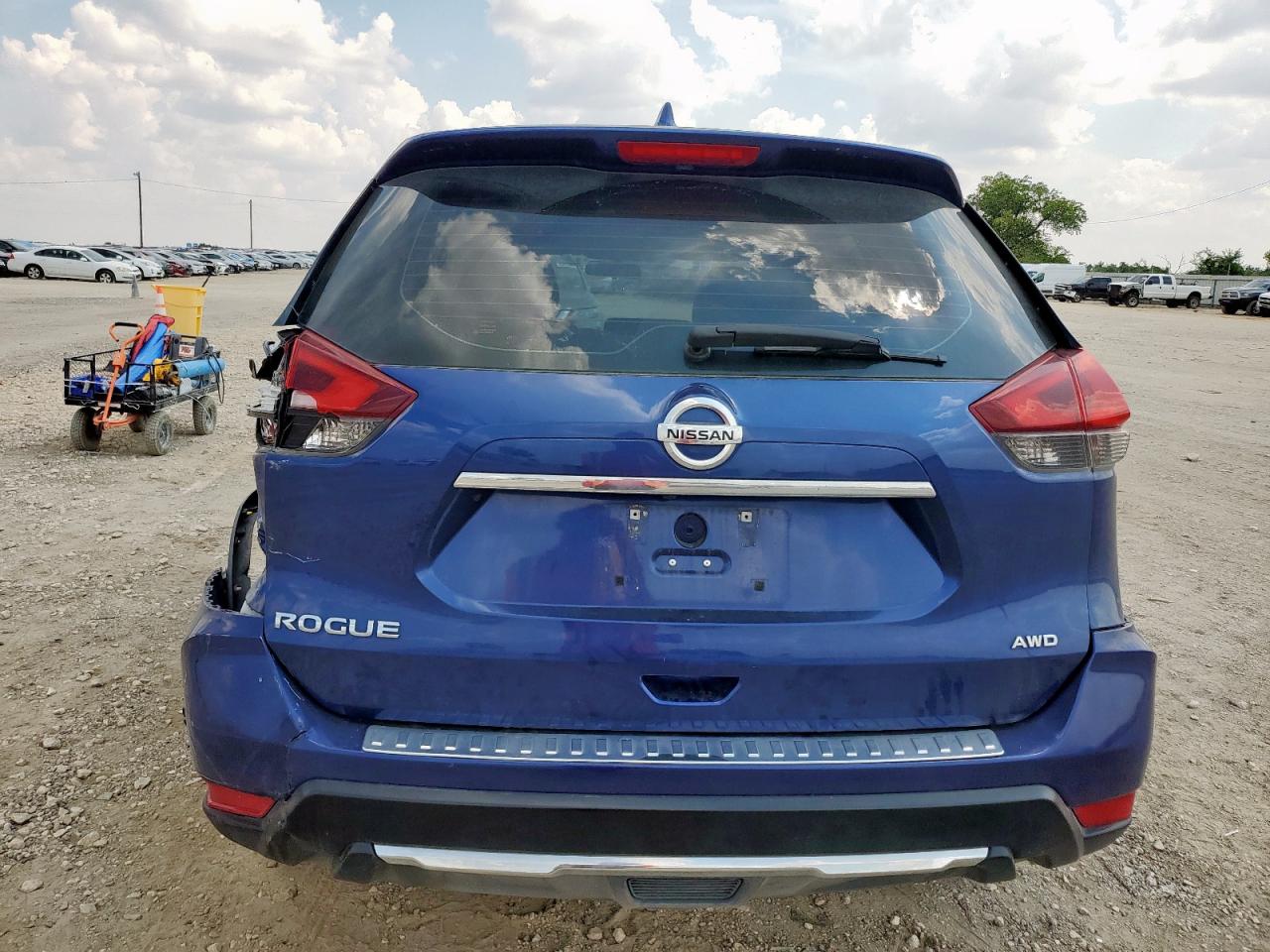 2018 Nissan Rogue S VIN: 5N1AT2MV1JC728385 Lot: 80853055