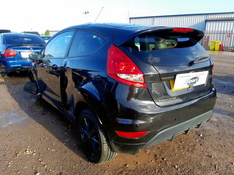 2010 FORD FIESTA TITANIUM 