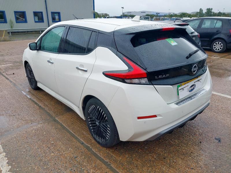 2022 NISSAN LEAF TEKNA 