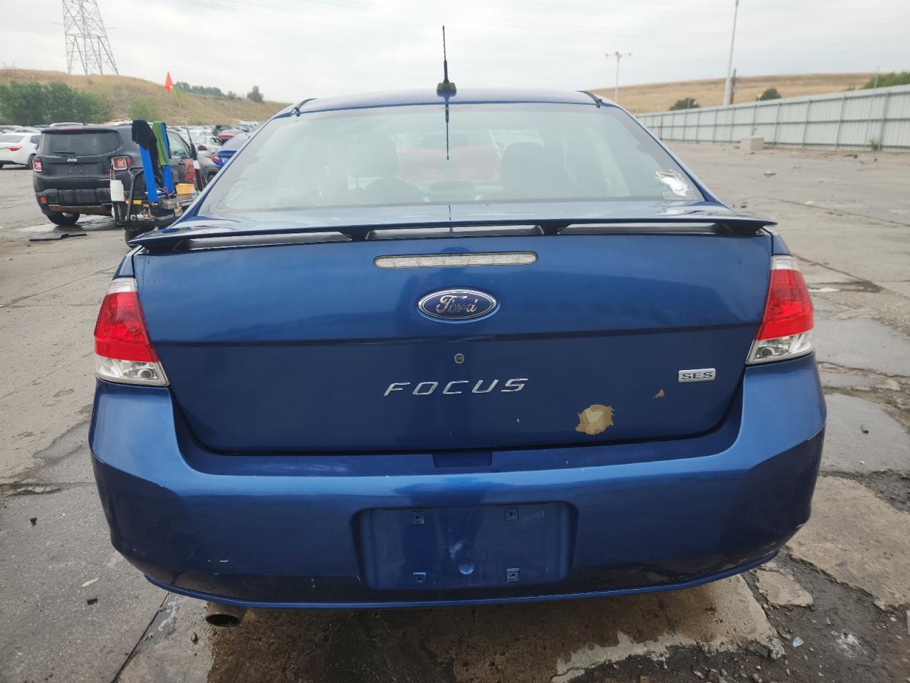 2008 Ford Focus Se VIN: 1FAHP35N68W273317 Lot: 71839345