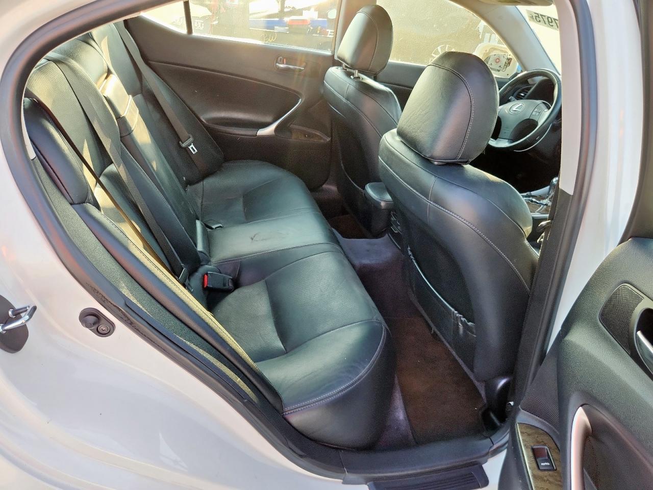 2010 Lexus Is 250 VIN: JTHBF5C29A5120352 Lot: 81657975