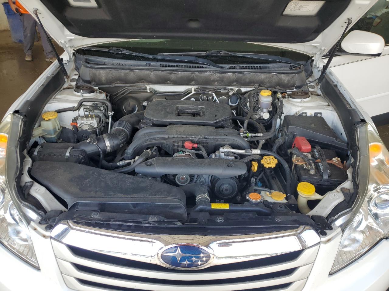 2010 Subaru Outback 2.5I Premium VIN: 4S4BRBBC1A3381192 Lot: 83978165
